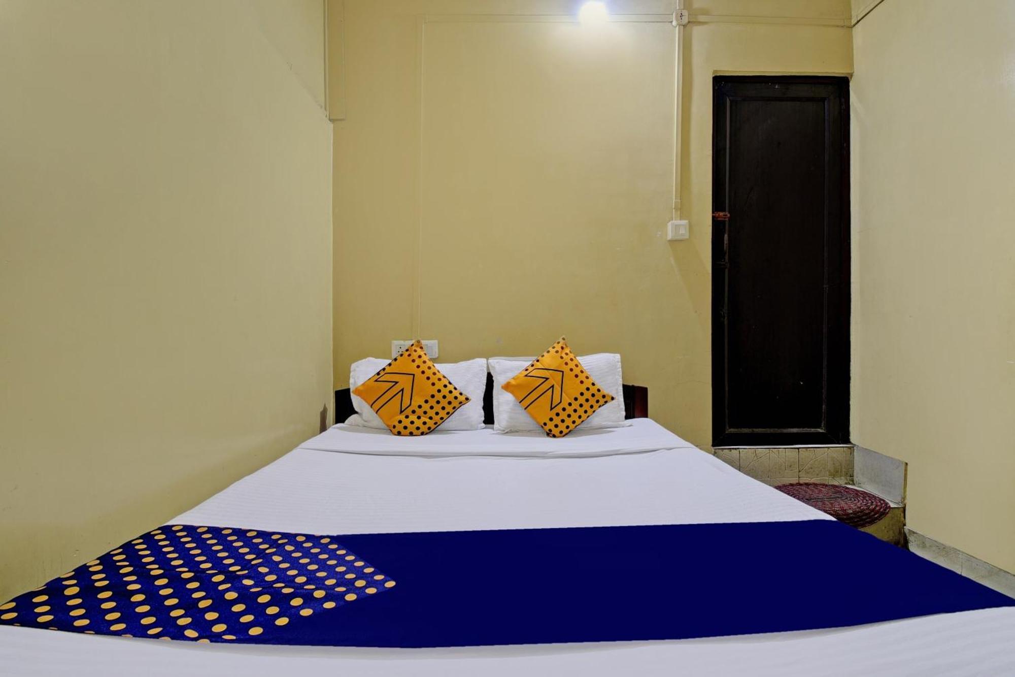 Oyo Flagship Thank You Lodge Nac Dispur Екстер'єр фото