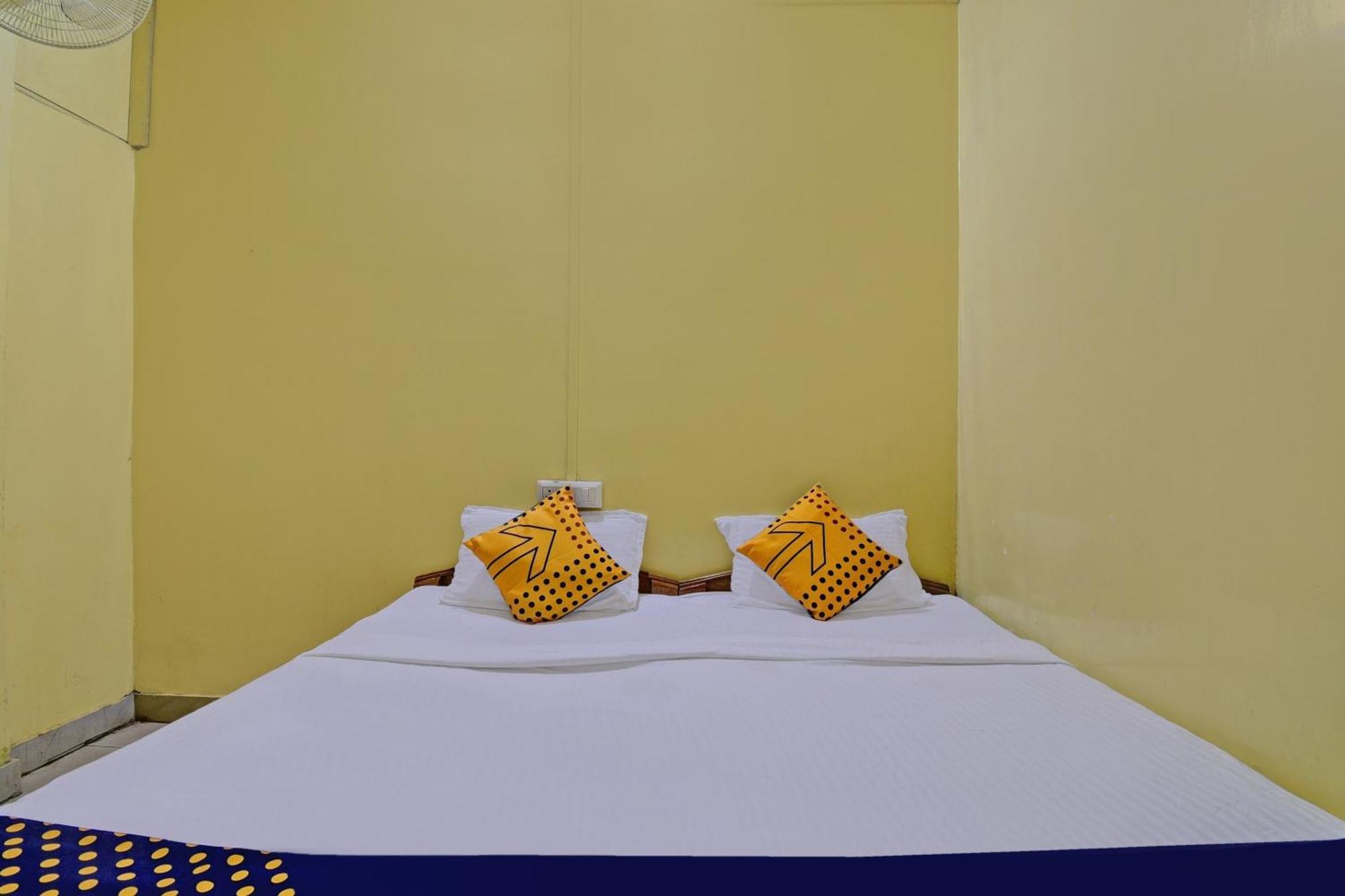 Oyo Flagship Thank You Lodge Nac Dispur Екстер'єр фото