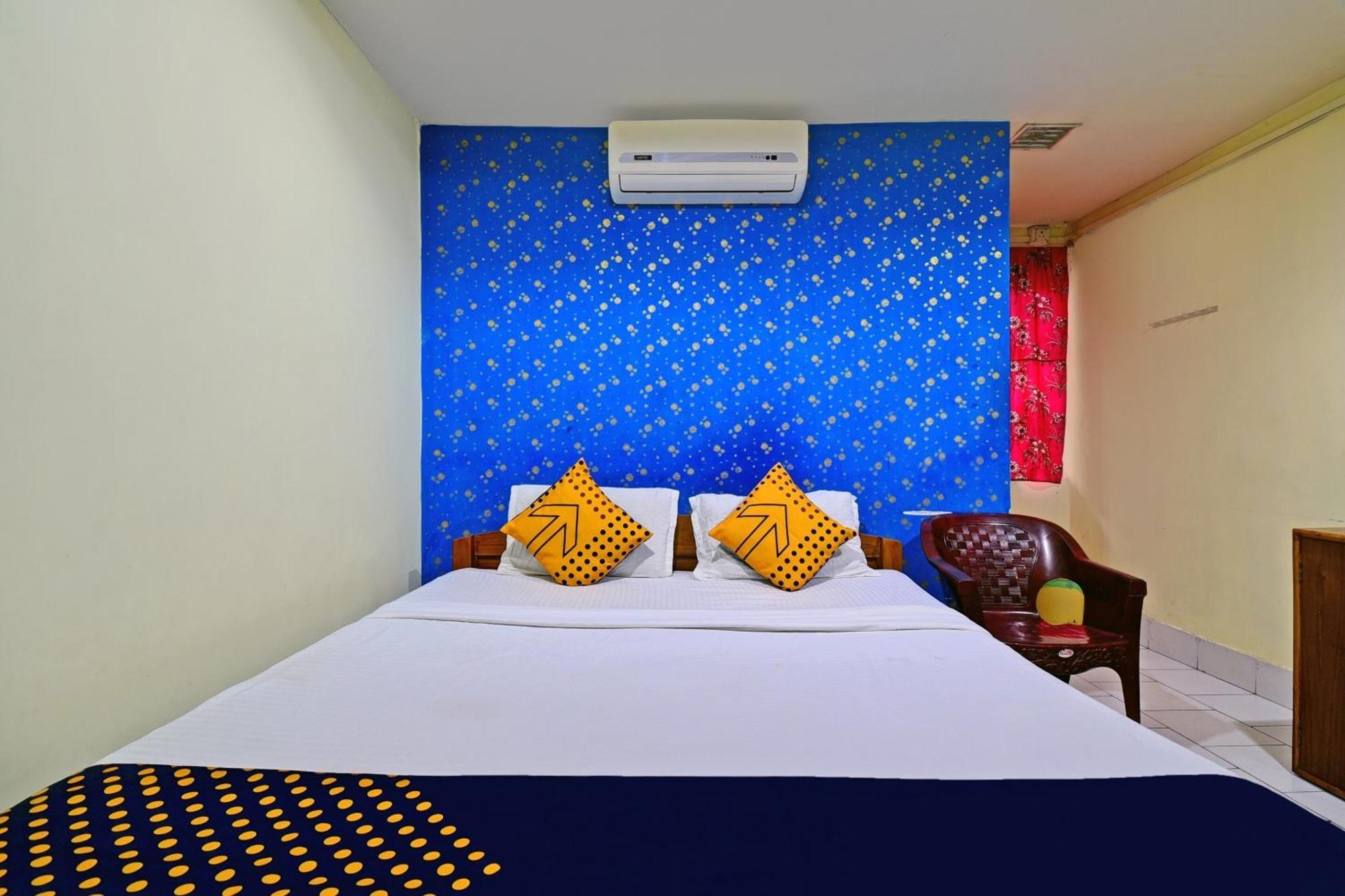Oyo Flagship Thank You Lodge Nac Dispur Екстер'єр фото